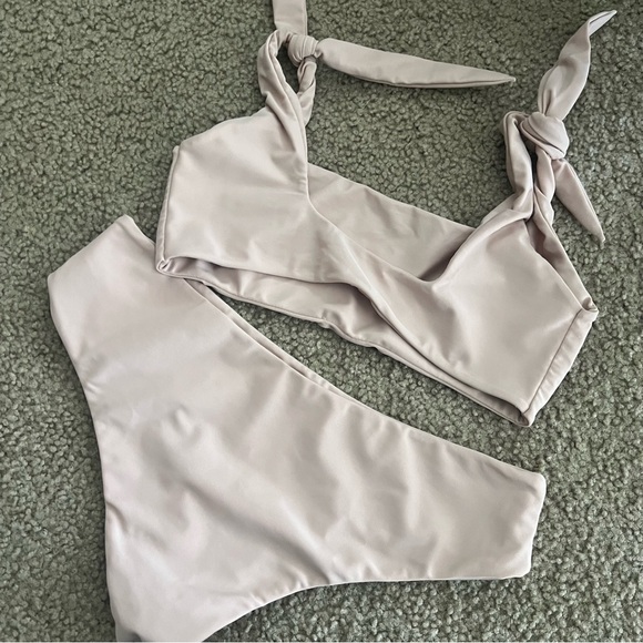Mikoh Bikini Size Medium - Picture 3 of 4